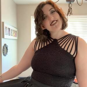 Meet your Posher, Maddy